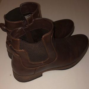 Michael Straham Brown zip-up Boots Size 9.5.